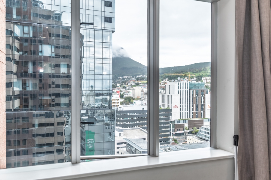 1 Bedroom Property for Sale in Cape Town City Centre Western Cape